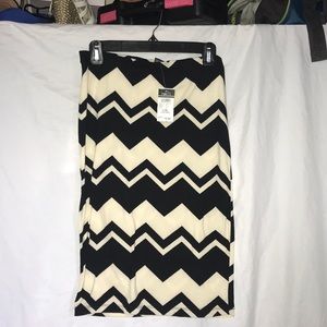 Nude and black chevron midi skirt